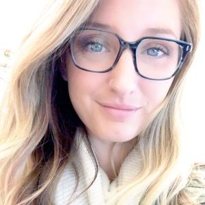 Meet your Posher, Barbie